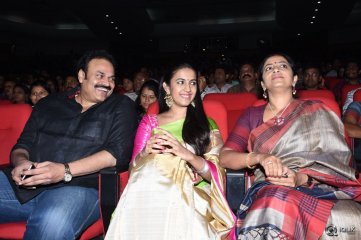 Oka Manasu Movie Audio Launch